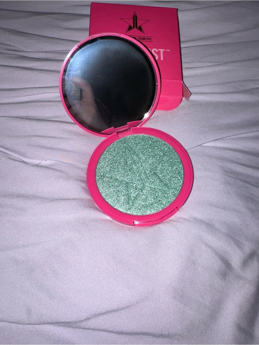 Jeffree Star Skin Frost in shade Mint Condition
